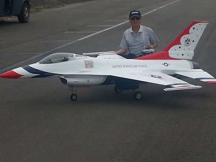 スカイマスターSkymaster F16 1/5L塗装04