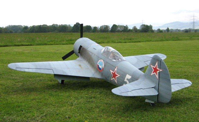 Yak11 _2 1/4 | Airworld | JETSET